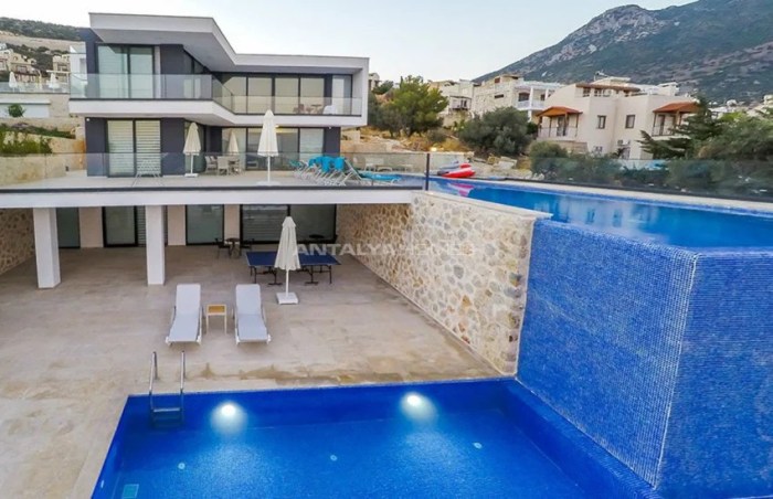 Elegant Villa in Kalkan with Exclusive Facilities